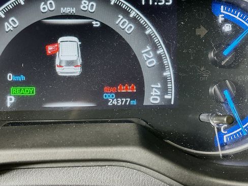 Used 2024 Toyota RAV4 LE image 18