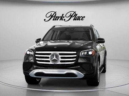 New 2026 Mercedes-Benz GLS 450 4MATIC image 38