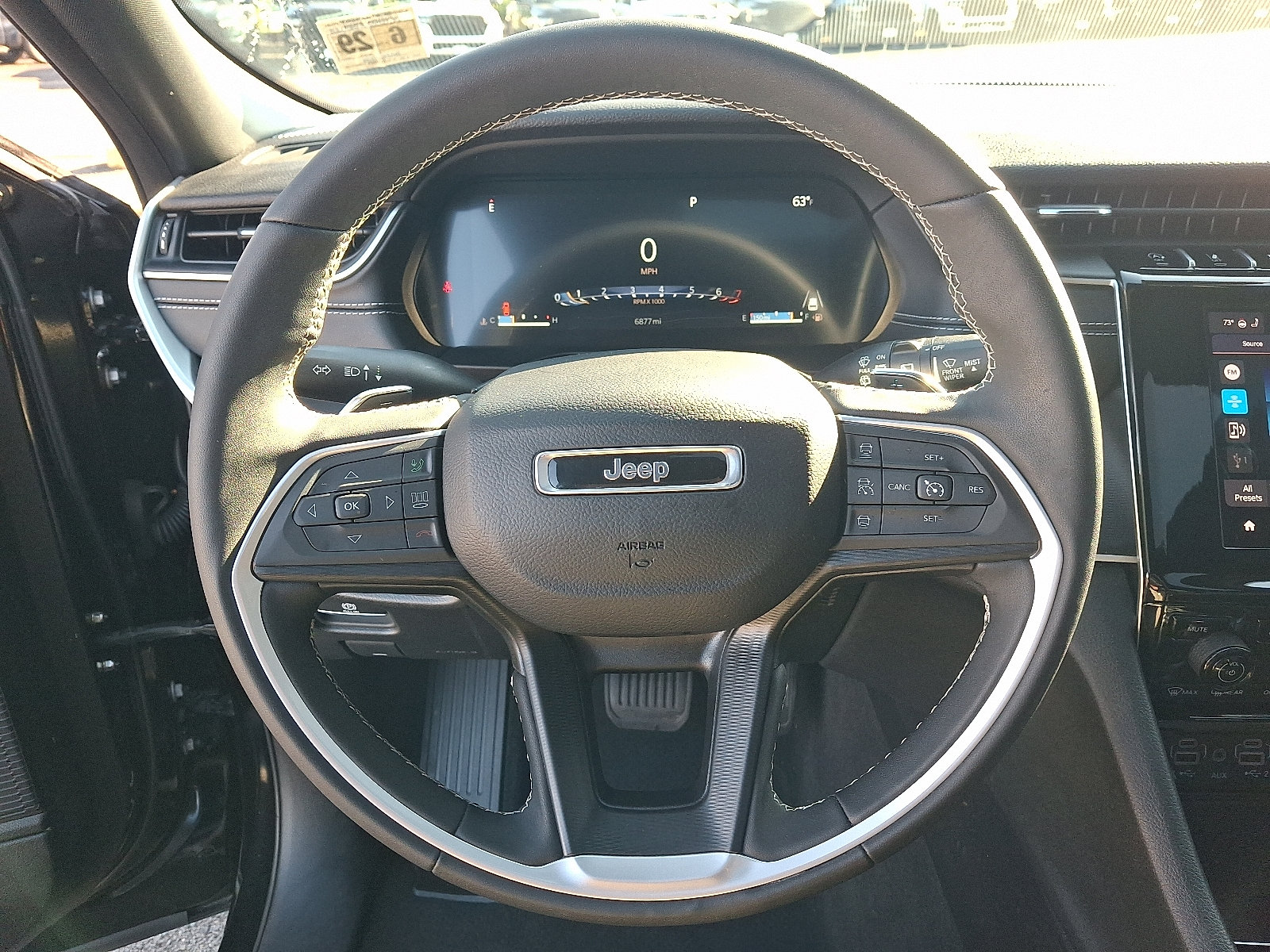 Used 2024 Jeep Grand Cherokee Laredo X w/ Luxury Tech Group I AWD/4WD image 20