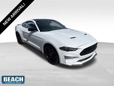 Used 2022 Ford Mustang Coupe w/ Equipment Group 101A image 1