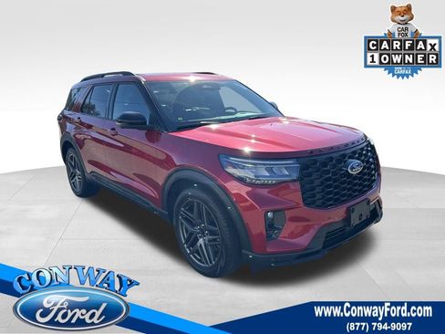 Used 2025 Ford Explorer ST image 1