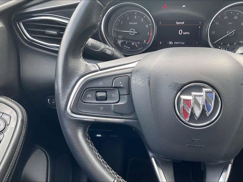 Used 2020 Buick Encore GX Preferred w/ Cold Weather Comfort Package FWD image 18