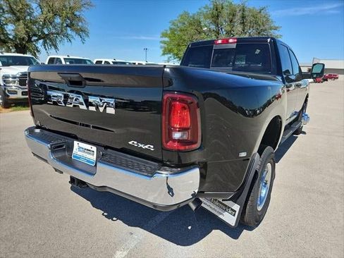 New 2026 RAM 3500 Tradesman AWD/4WD image 37