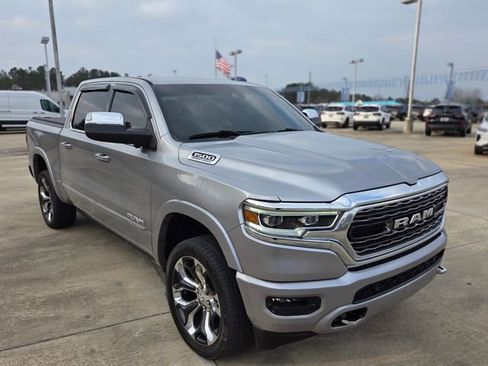 Used 2022 RAM 1500 Limited image 9