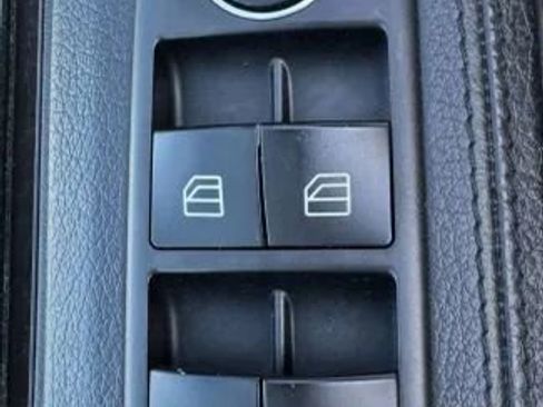 Used 2017 Mercedes-Benz G 550 image 43