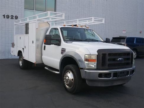 Used 2008 Ford F550 2WD Regular Cab Super Duty image 3