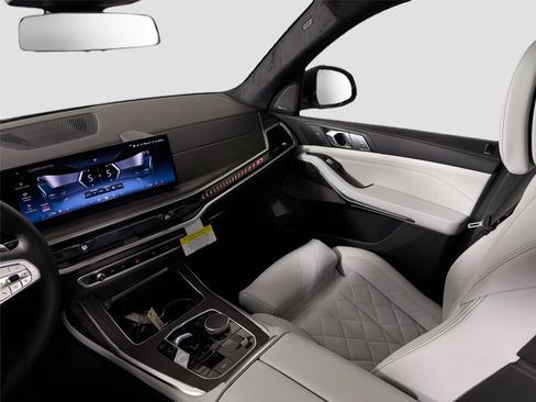 New 2027 BMW X7 xDrive40i AWD/4WD image 22