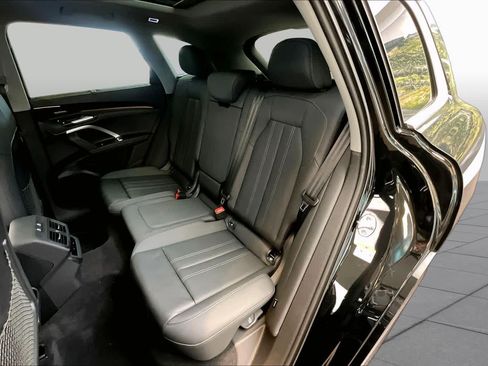 Certified 2025 Audi Q5 Premium Plus w/ Premium Plus AWD/4WD image 21