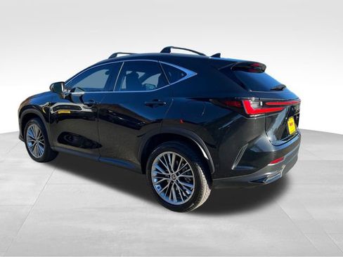 Used 2023 Lexus NX 300h AWD w/ Luxury Package image 7