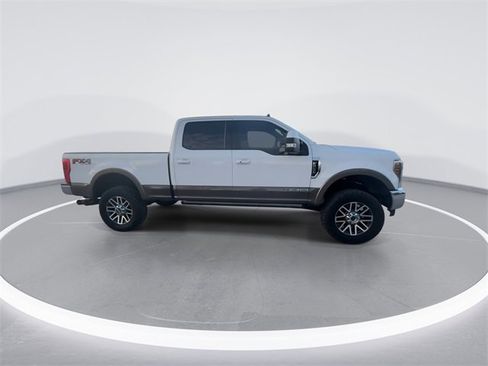 Certified 2019 Ford F250 Lariat w/ Lariat Ultimate Package image 13