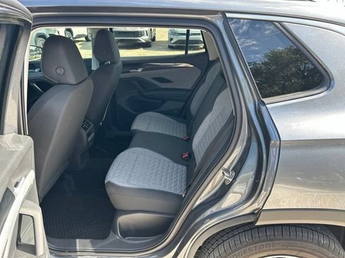 Used 2025 Volkswagen Tiguan S FWD image 6
