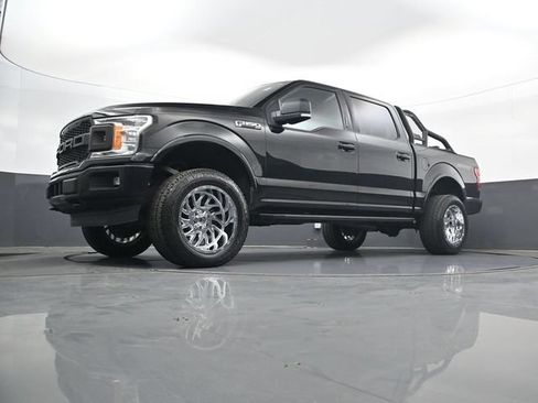Used 2020 Ford F150 XLT w/ Equipment Group 302A Luxury AWD/4WD image 21