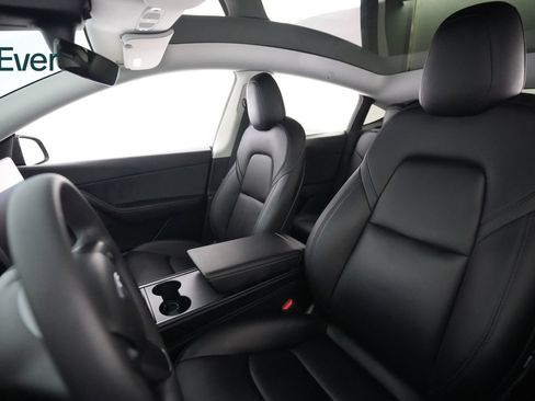 Used 2022 Tesla Model Y Performance AWD/4WD image 4