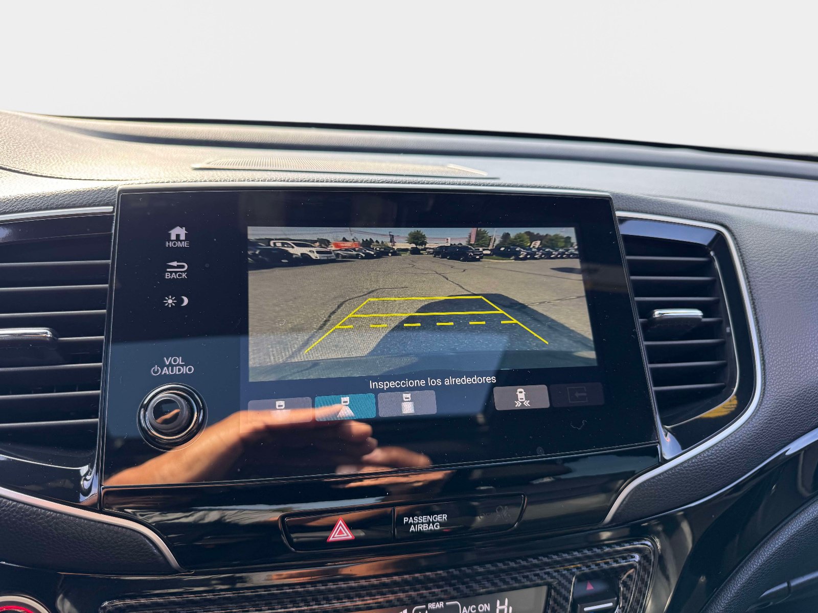 Used 2020 Honda Passport Touring image 32