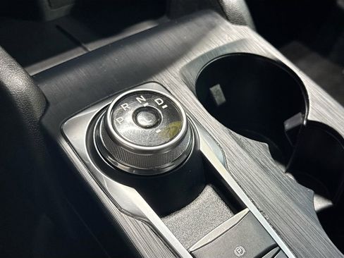 Used 2022 Ford Escape SE w/ Convenience Package image 16