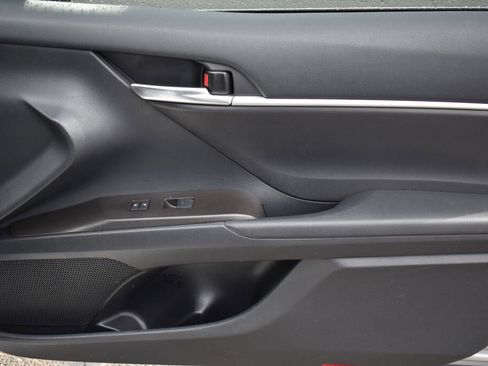 Certified 2023 Toyota Camry SE image 24