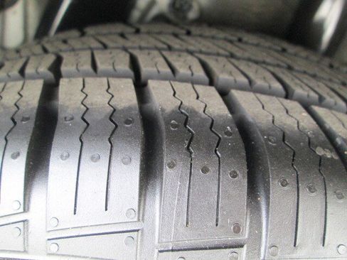 Used 2022 Kia Forte LXS w/ LXS Technology Package image 9