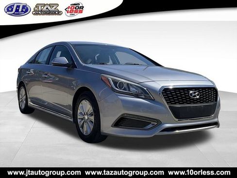 Used 2016 Hyundai Sonata SE FWD image 1