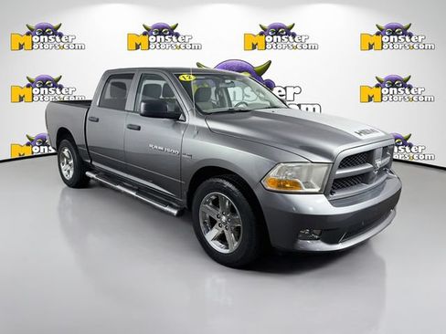 Used 2012 RAM 1500 Express w/ ST Popular Equipment Group AWD/4WD image 3