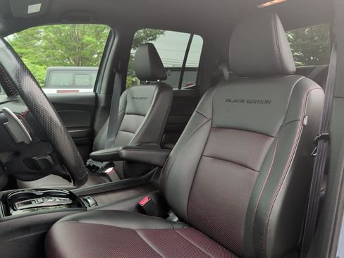 Used 2022 Honda Ridgeline Black Edition image 14