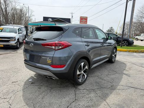 Used 2017 Hyundai Tucson Sport image 5