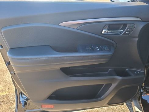 Certified 2022 Honda Pilot Special Edition image 8