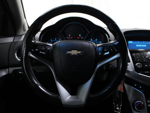 Used 2014 Chevrolet Cruze LT FWD image 10