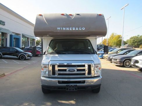 Used 2017 Ford E-450 and Econoline 450 Super Duty w/ Motorhome Prep Package image 2