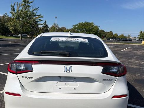 Used 2025 Honda Civic Sport image 7
