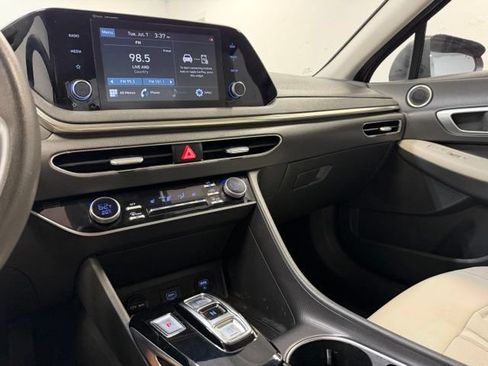 Used 2021 Hyundai Sonata SEL FWD image 24