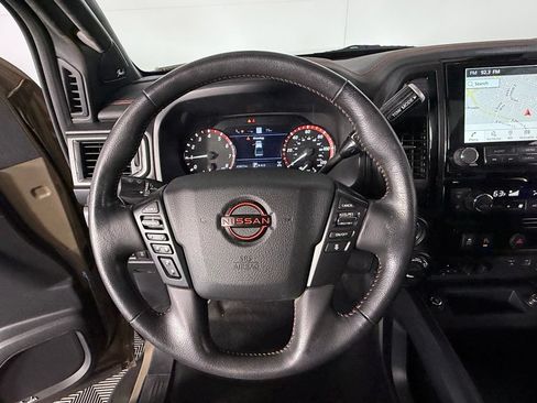Used 2024 Nissan Titan PRO-4X w/ Pro-4x Convenience Package AWD/4WD image 13