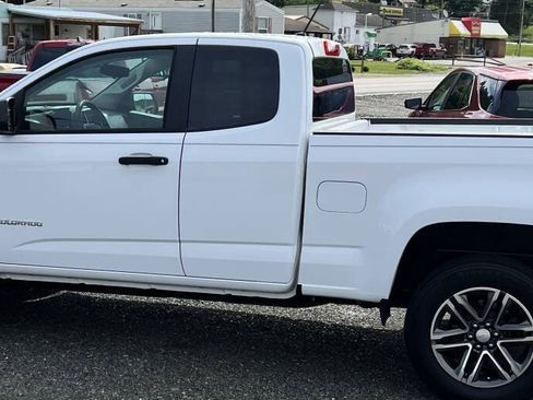 Used 2016 Chevrolet Colorado W/T w/ WT Convenience Package AWD/4WD image 14