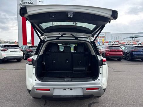 Certified 2023 Nissan Pathfinder SL w/ Lighting Package (N92) AWD/4WD image 26