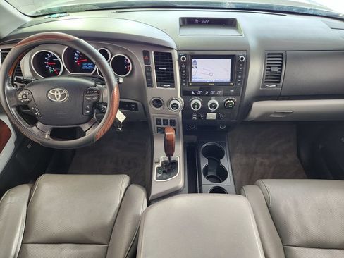 Used 2011 Toyota Sequoia Platinum AWD/4WD image 15