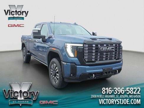 New 2026 GMC Sierra 2500 Denali Ultimate AWD/4WD image 1