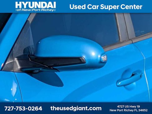 Used 2018 Hyundai Kona SEL image 11