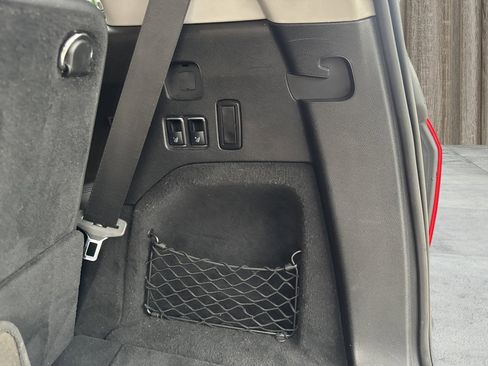 Used 2015 Mercedes-Benz GL 550 4MATIC image 34