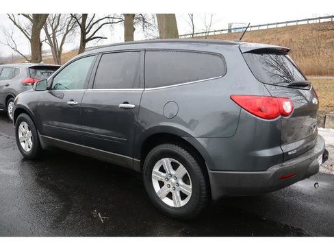 Used 2011 Chevrolet Traverse LT w/ Personal Connectivity Package image 5