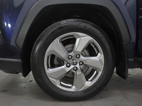 Used 2020 Toyota RAV4 Limited image 34