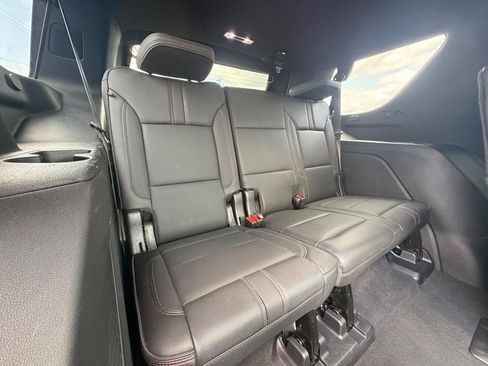 Used 2022 Chevrolet Tahoe RST w/ Luxury Package AWD/4WD image 14