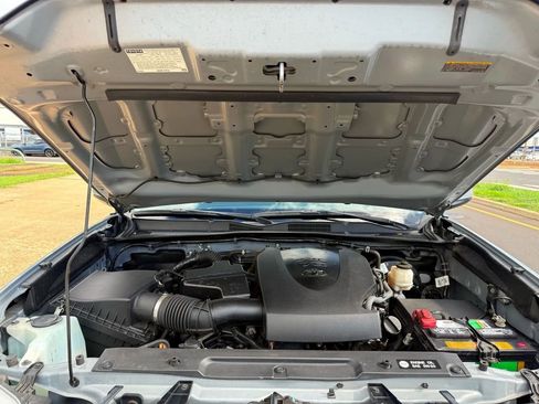 Used 2019 Toyota Tacoma SR5 image 20