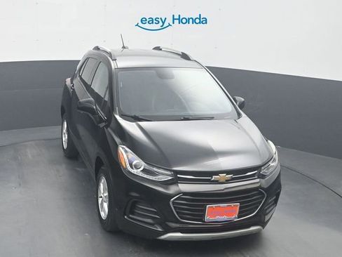 Used 2021 Chevrolet Trax LT w/ Driver Confidence Package image 20