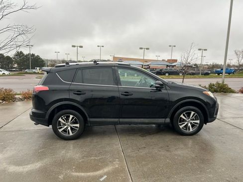 Used 2018 Toyota RAV4 XLE w/ Plus Extra Value Package FWD image 9