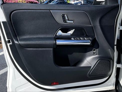 Used 2023 Mercedes-Benz GLA 250 image 21