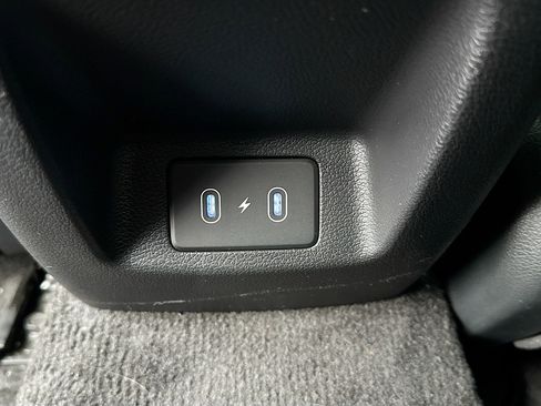 Used 2025 Hyundai Sonata Limited FWD image 17