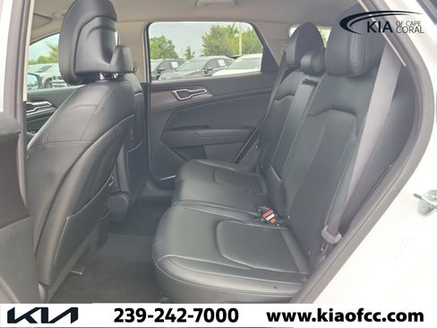 Certified 2024 Kia Sportage EX FWD image 11