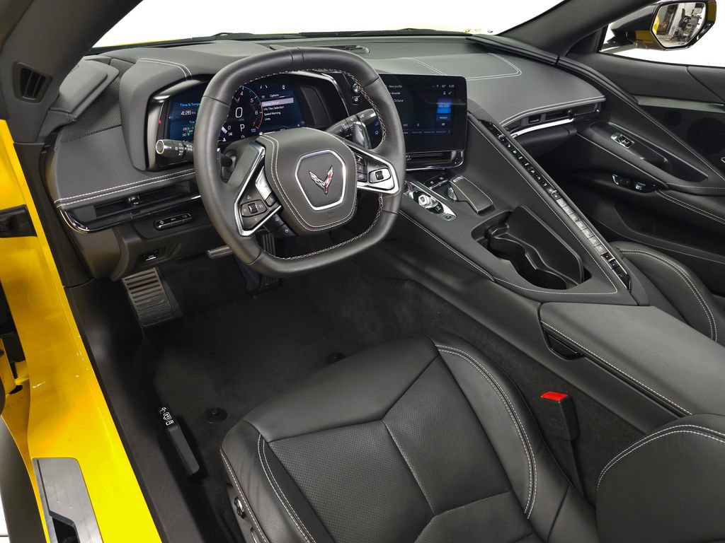 Used 2025 Chevrolet Corvette Stingray Preferred Conv w/ Stealth Interior Trim Package RWD image 17