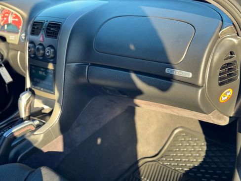 Used 2006 Pontiac GTO image 31