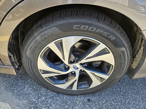 Used 2022 Subaru Legacy Premium AWD/4WD image 8