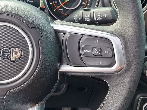 Used 2023 Jeep Wrangler Rubicon w/ Cold Weather Group image 23